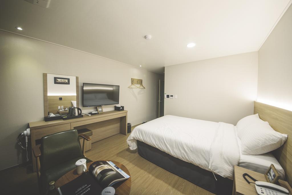 Harbor Hotel Jeju Exterior foto