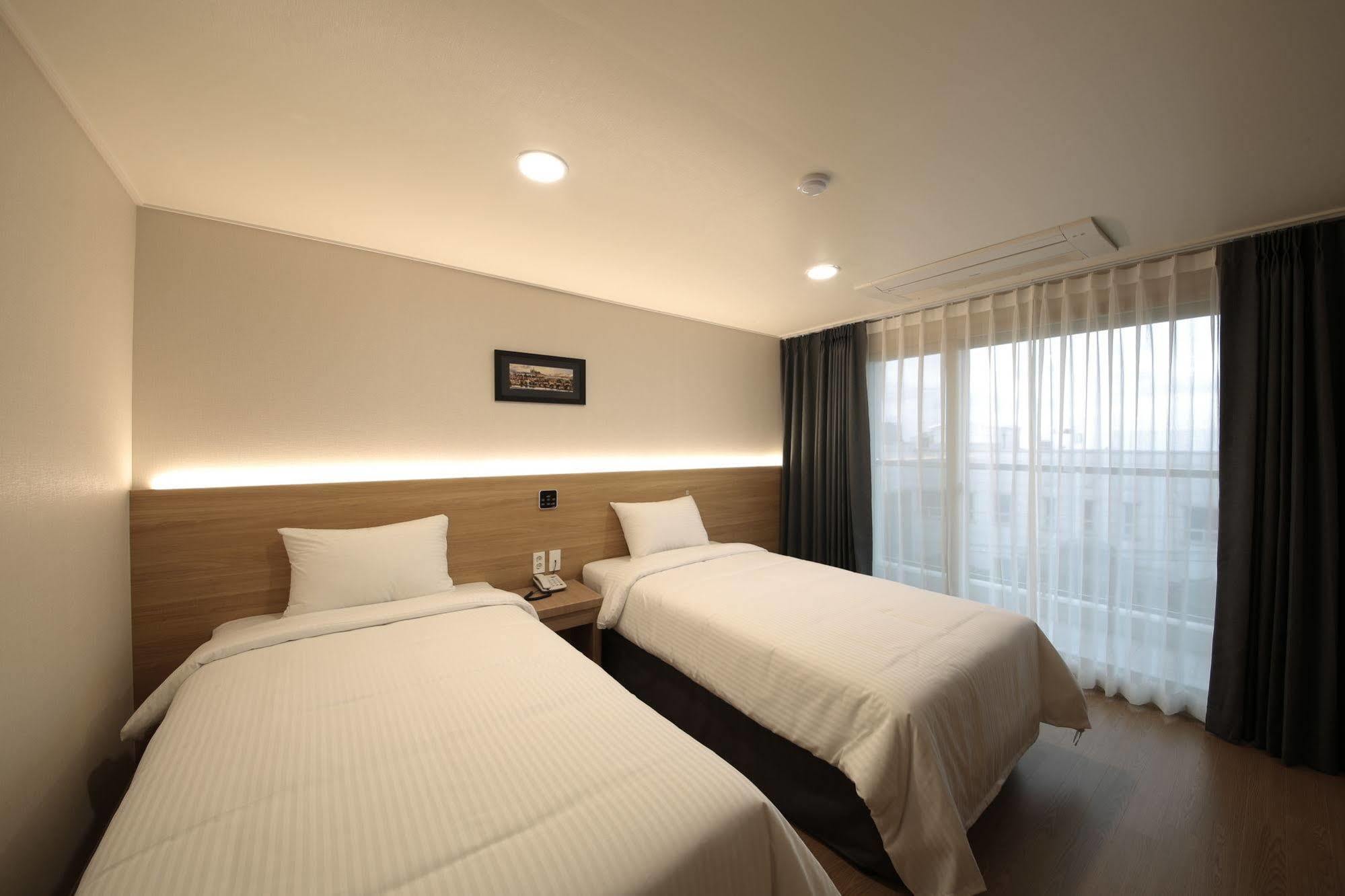 Harbor Hotel Jeju Exterior foto