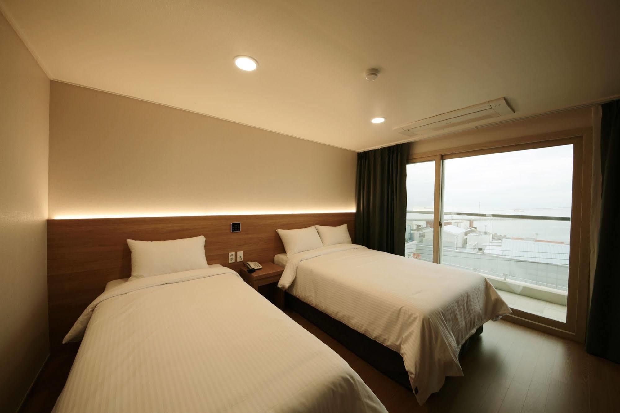Harbor Hotel Jeju Exterior foto
